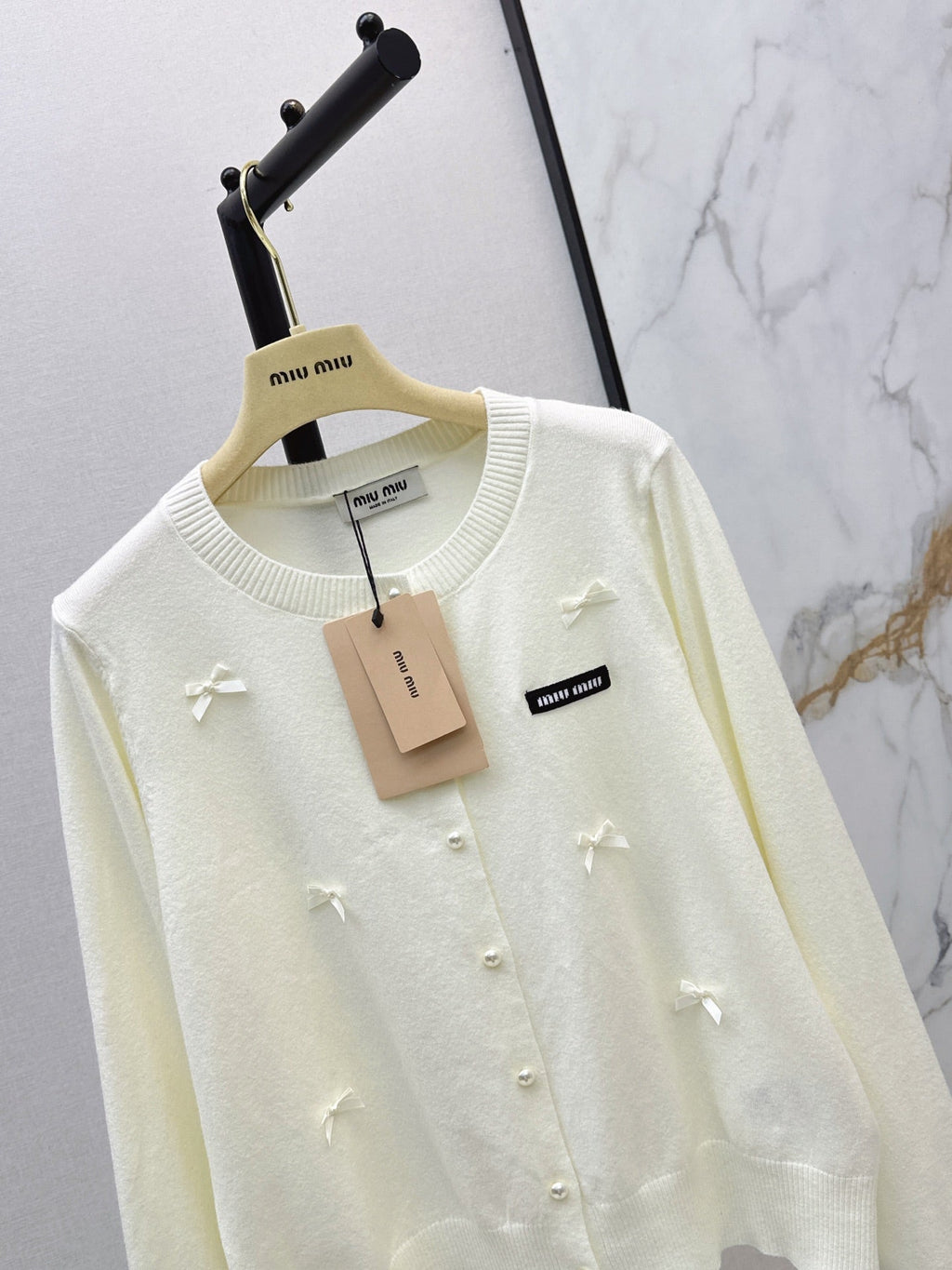 26FW New Crew-Neck Cardigan with Bow Detail 🖤