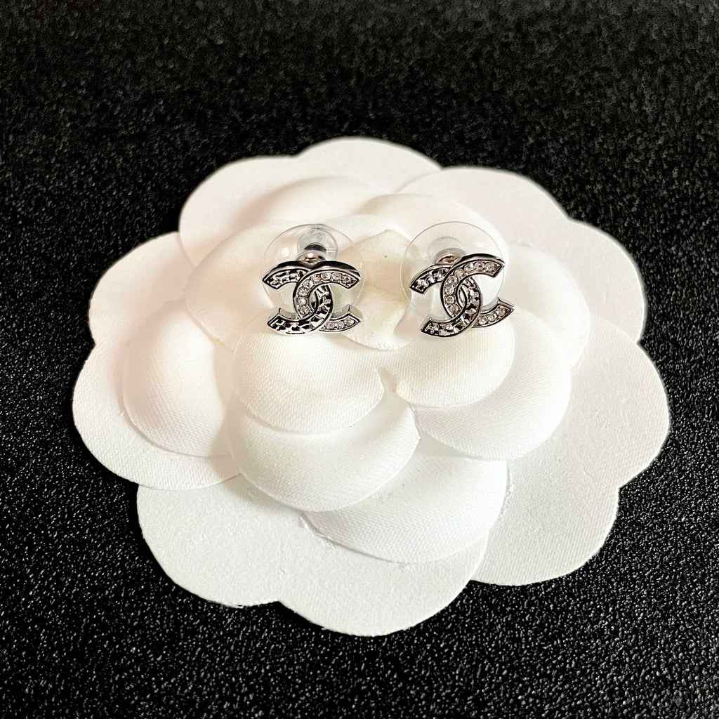 26FW New Double-C Logo Stud Earrings
