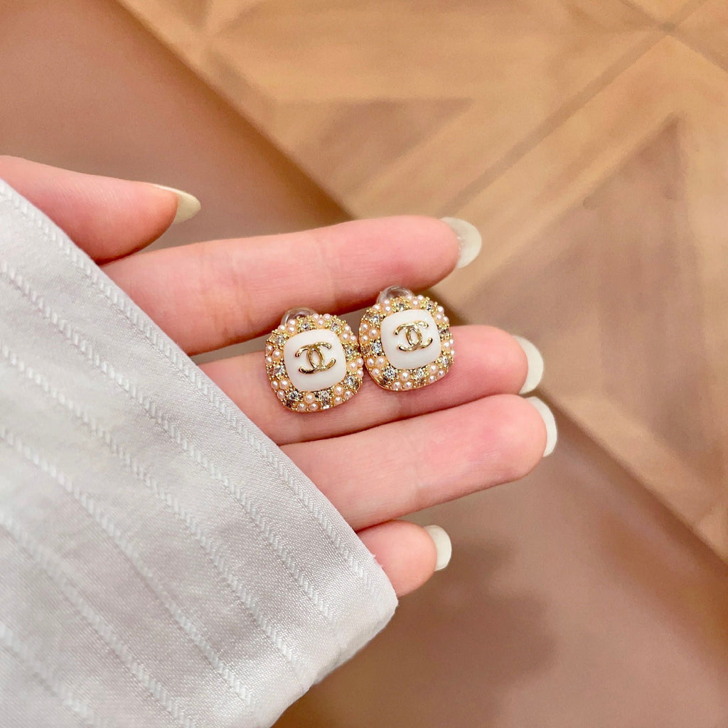 26FW New Double-C Stud Earrings
