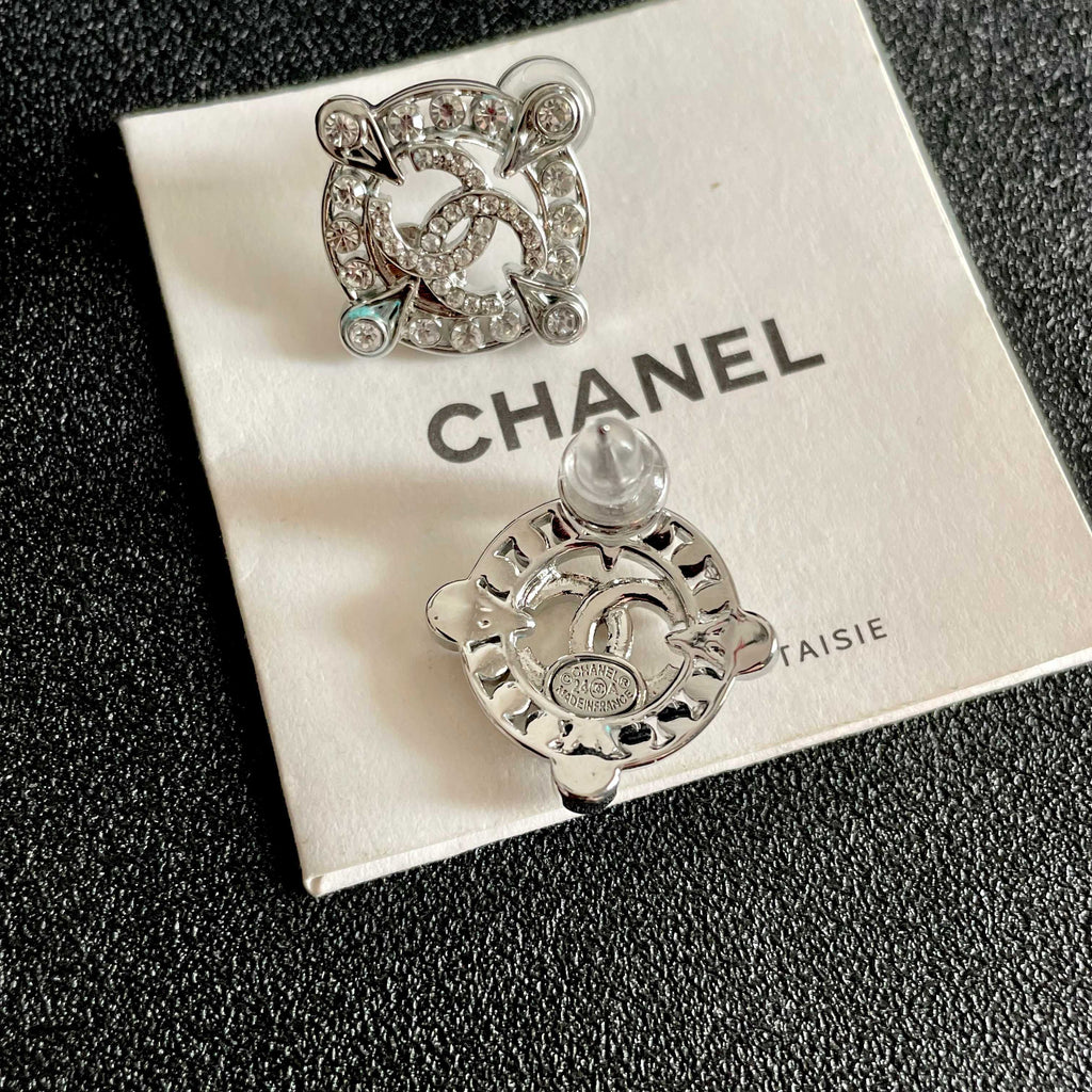 26FW New Double-C Stud Earrings
