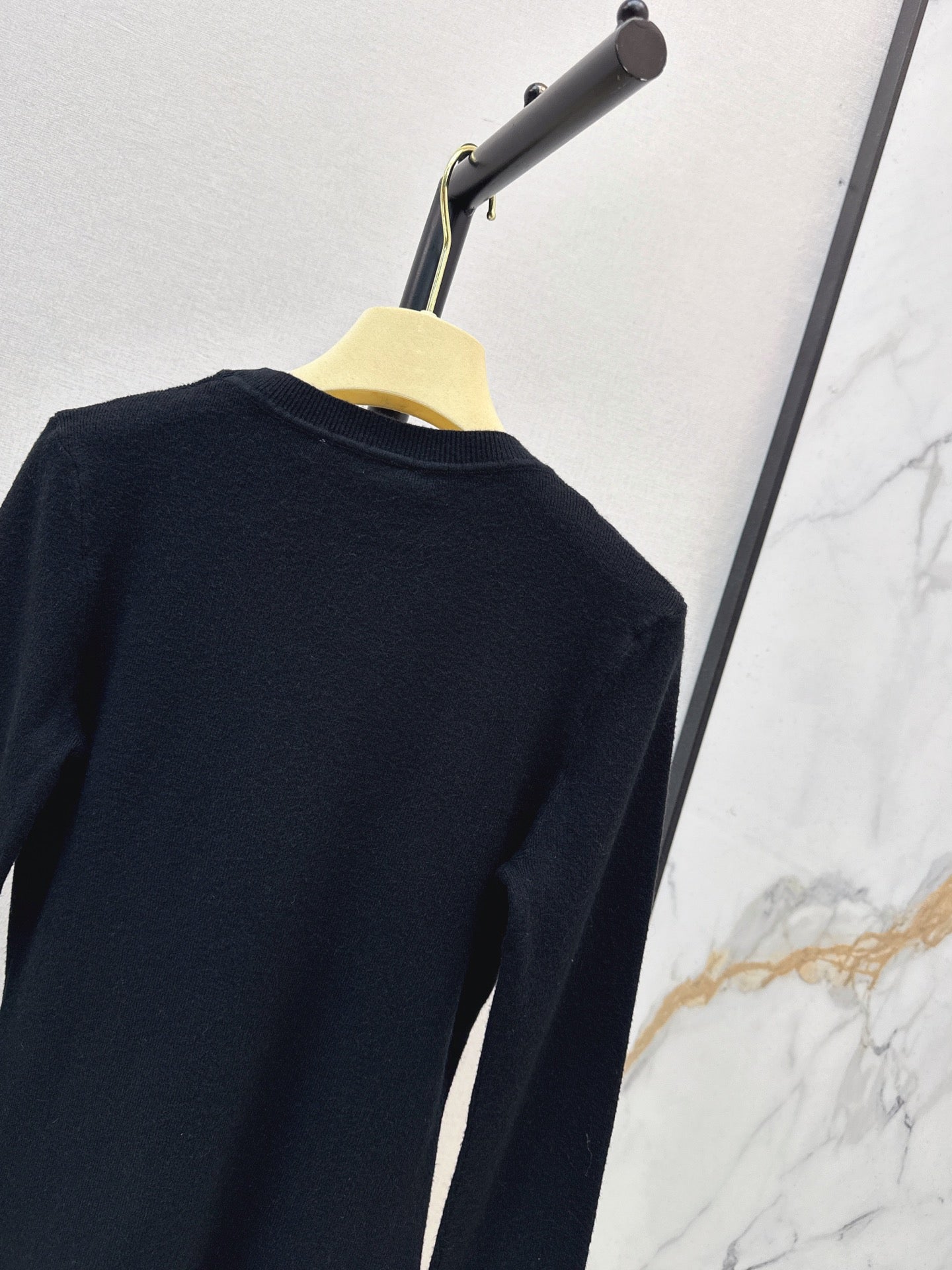 26FW New Versatile Color-Block Crew-Neck Sweater 🤍