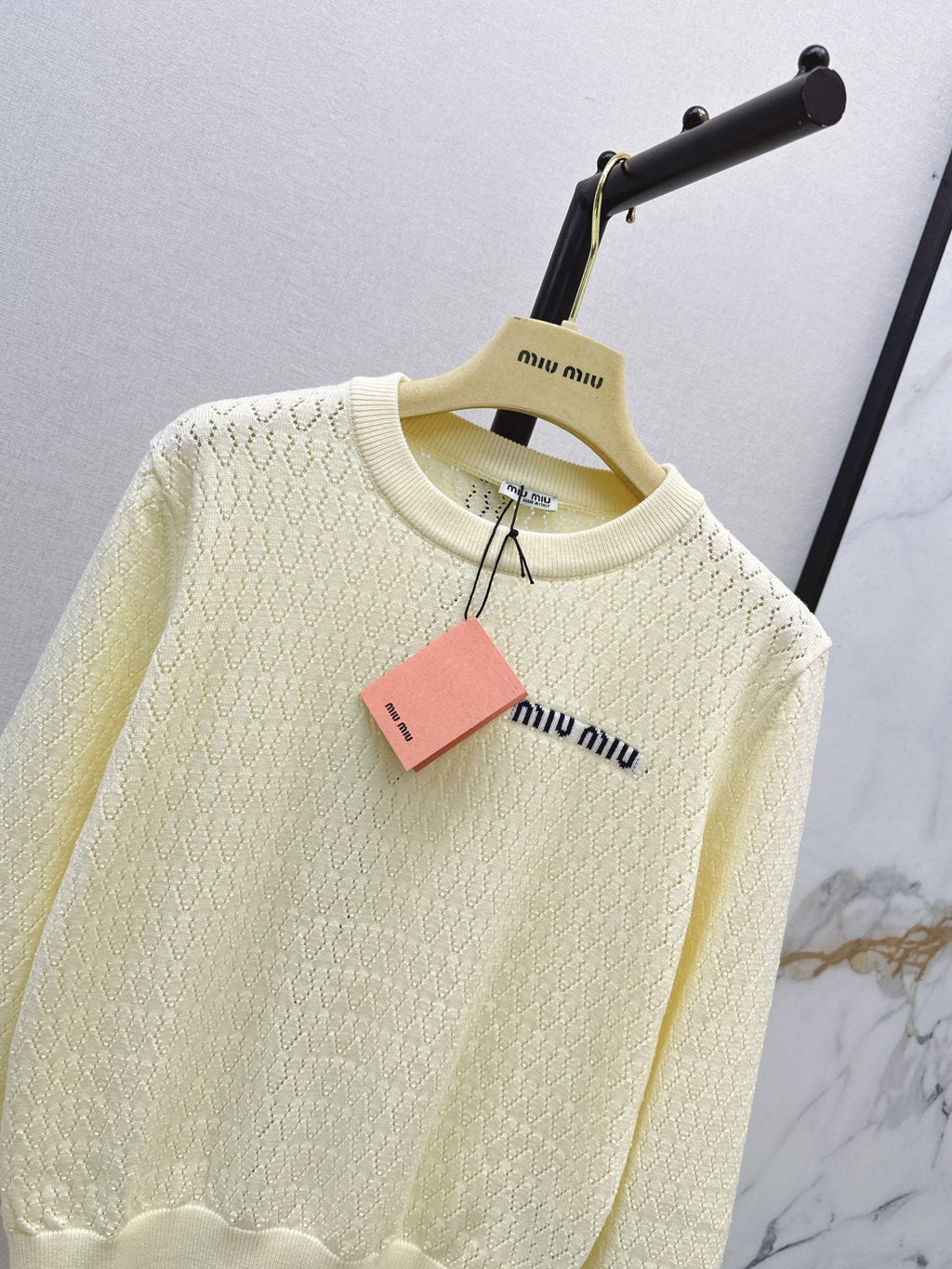 26FW New Classic Versatile Sweater 🤍