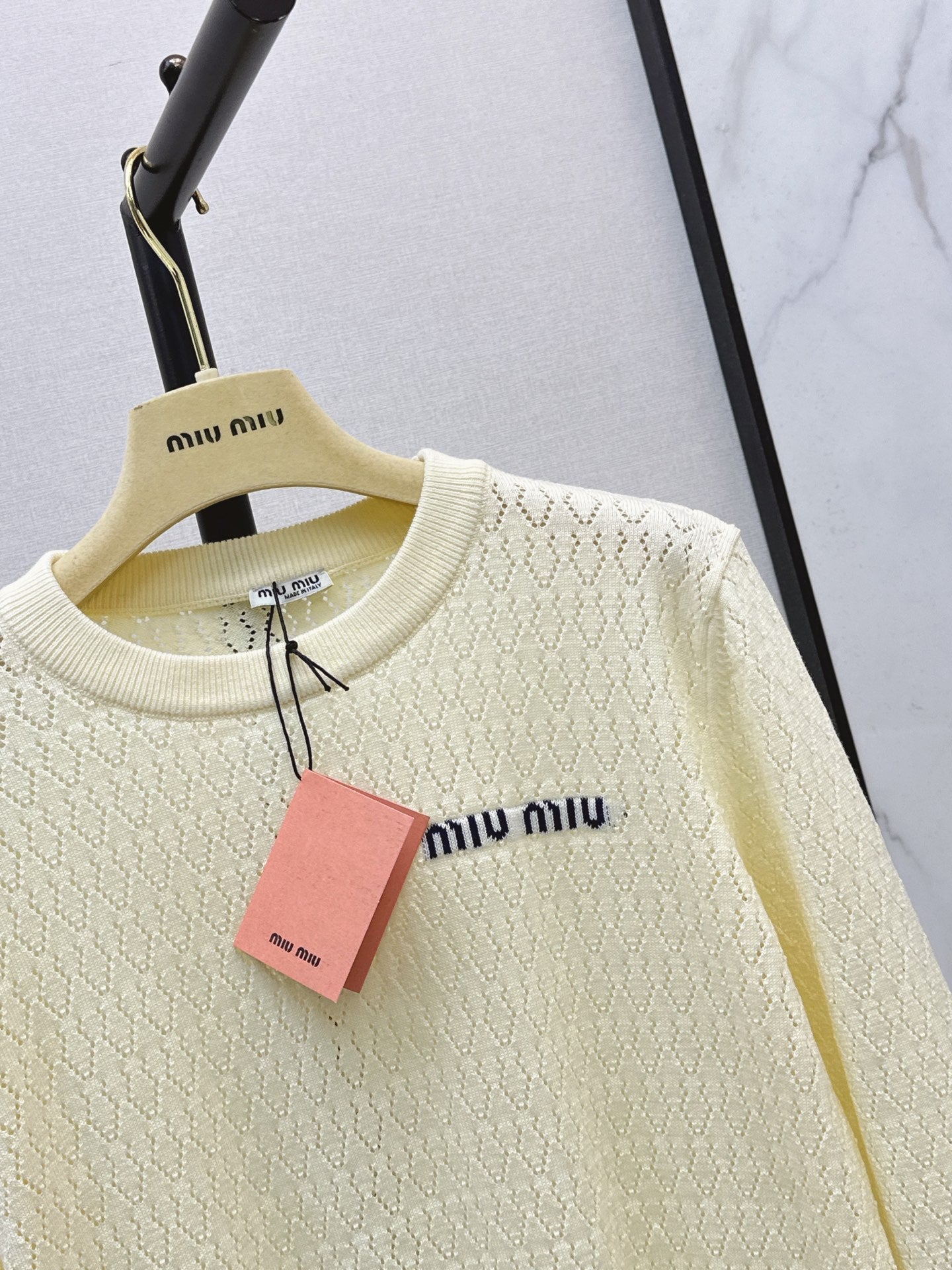 26FW New Classic Versatile Sweater 🤍