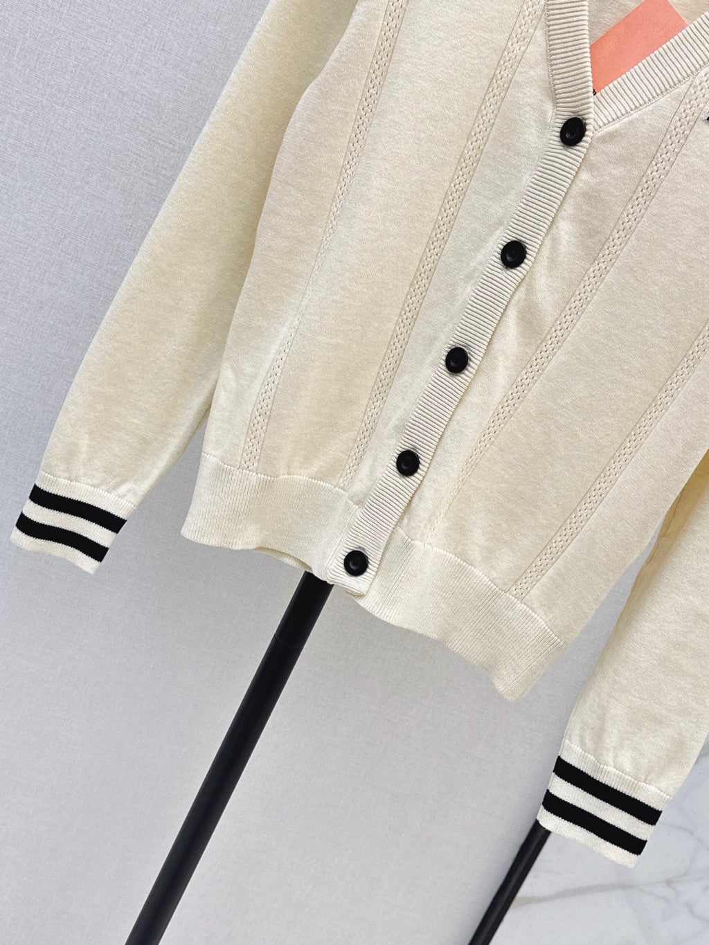 26FW New Classic V-Neck Versatile Cardigan 🤍