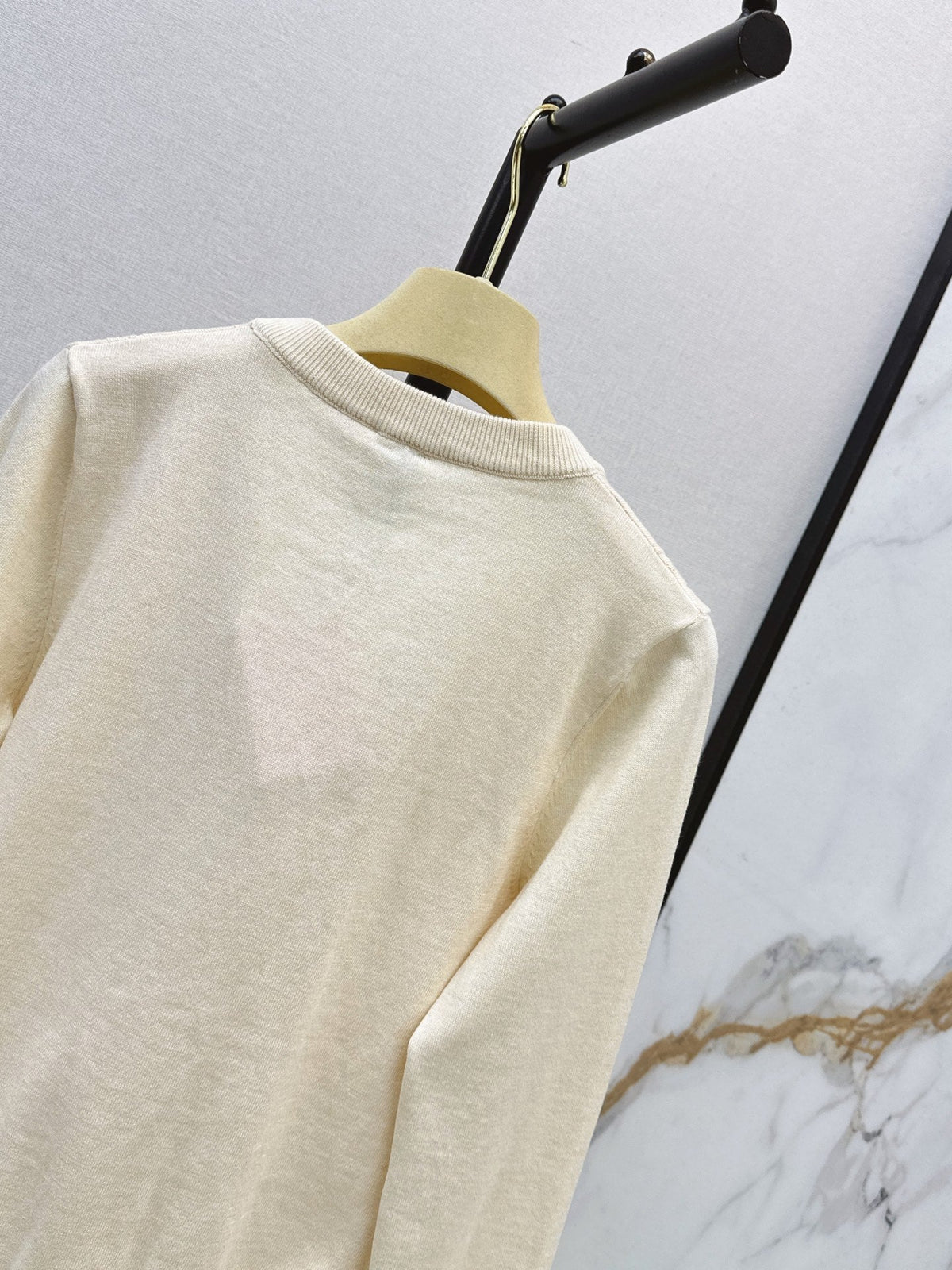 26FW New Classic V-Neck Versatile Cardigan 🤍
