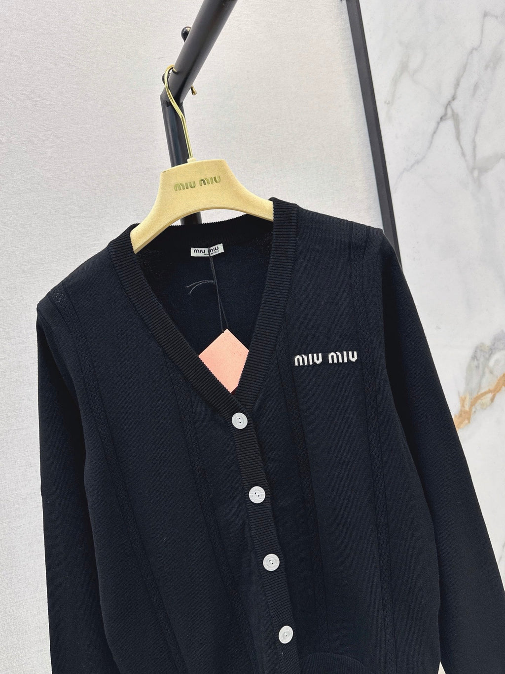 26FW New Classic V-Neck Versatile Cardigan 🤍