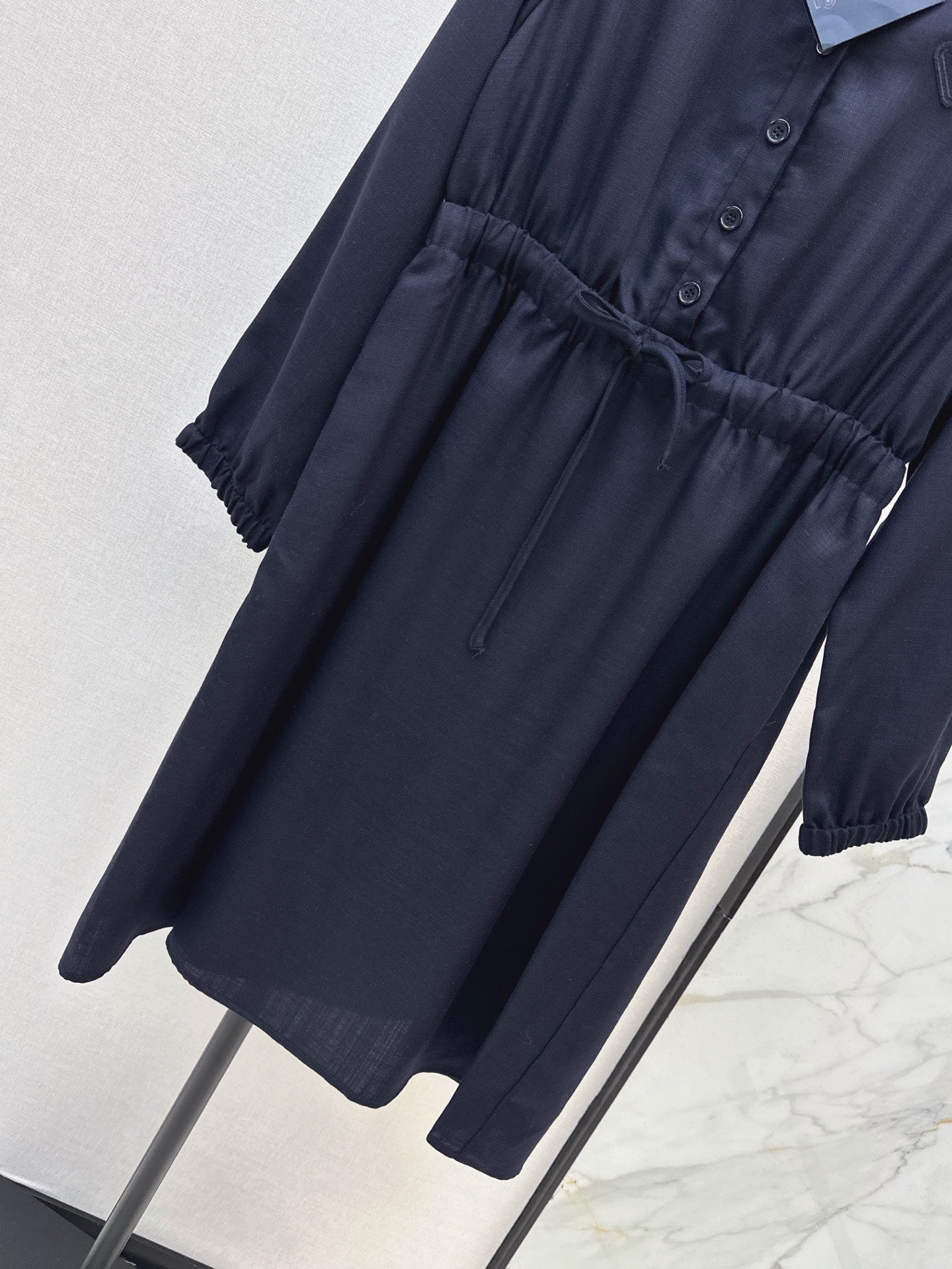 26FW New Elastic-Waist Dress with Triangle Logo Detail 🤍