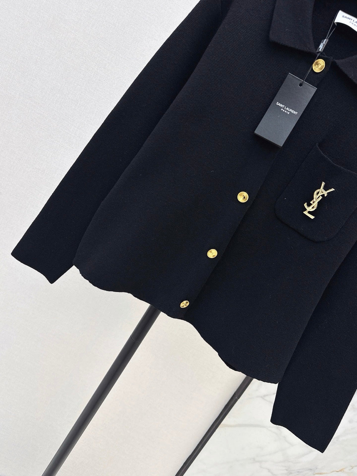 26FW New Gold Brooch-Embellished Collared Knit Cardigan 🖤