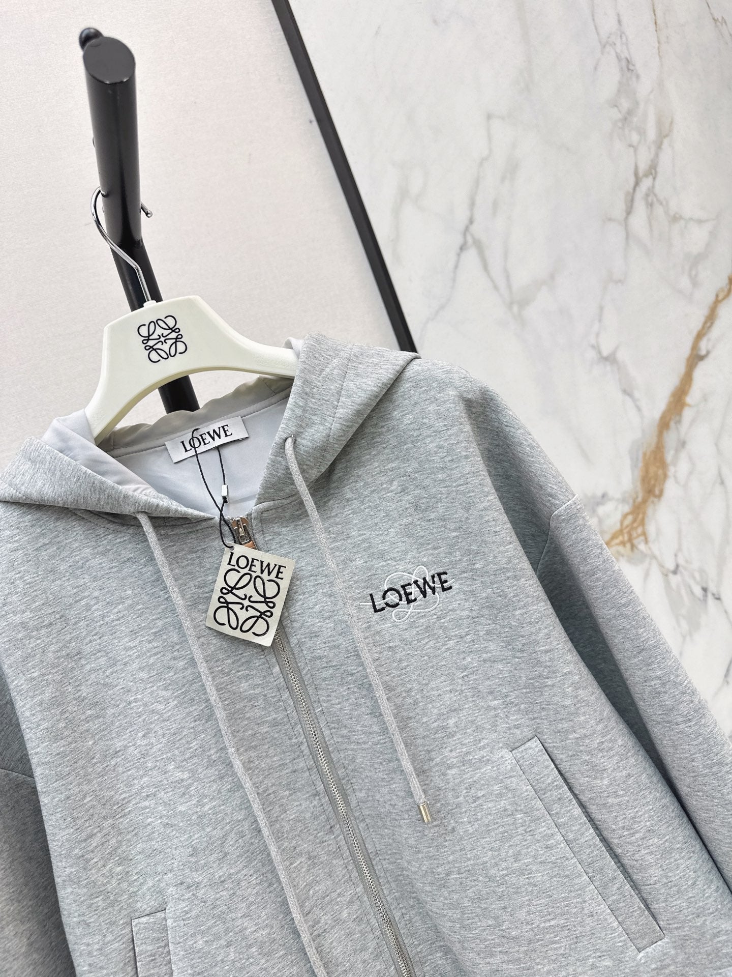 26FW New Logo-Embellished Hooded Jacket 🩶
