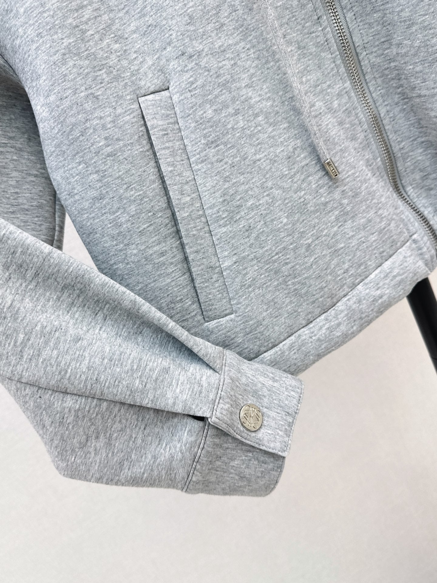 26FW New Logo-Embellished Hooded Jacket 🩶