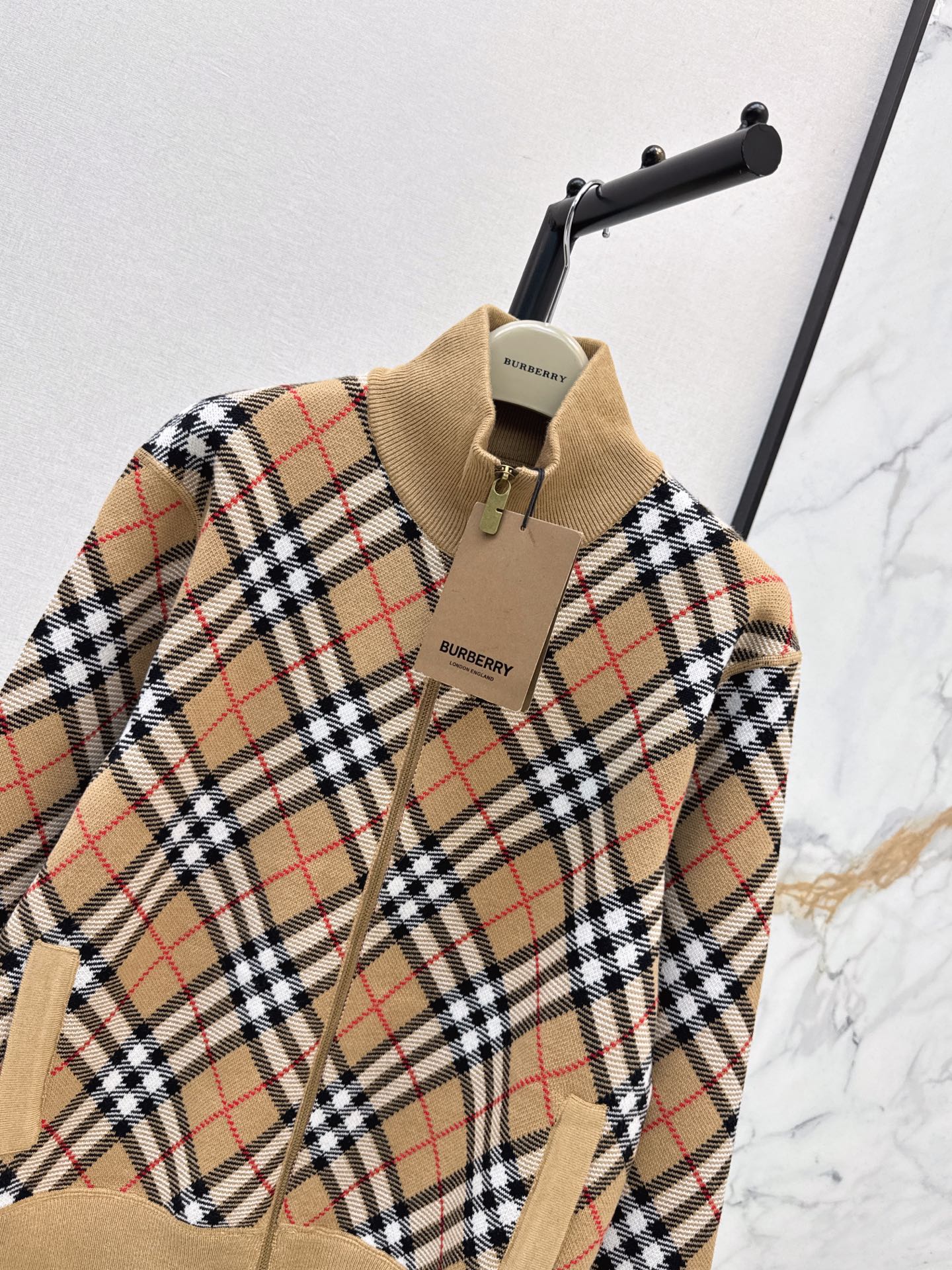 26FW New Vintage Plaid Knit Zip-Up Jacket 🤎