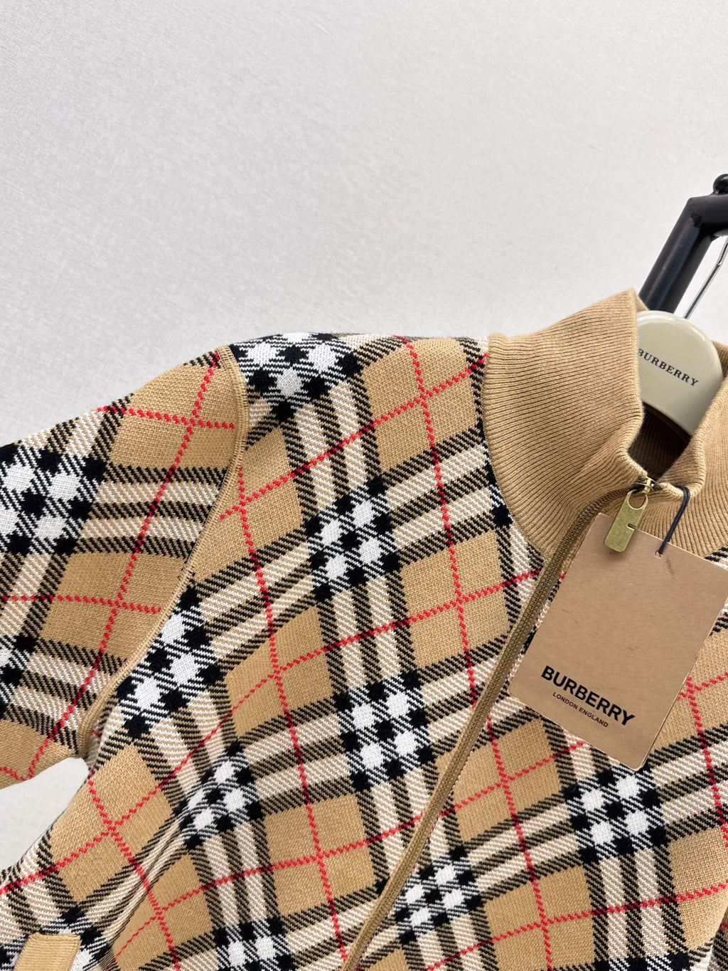 26FW New Vintage Plaid Knit Zip-Up Jacket 🤎