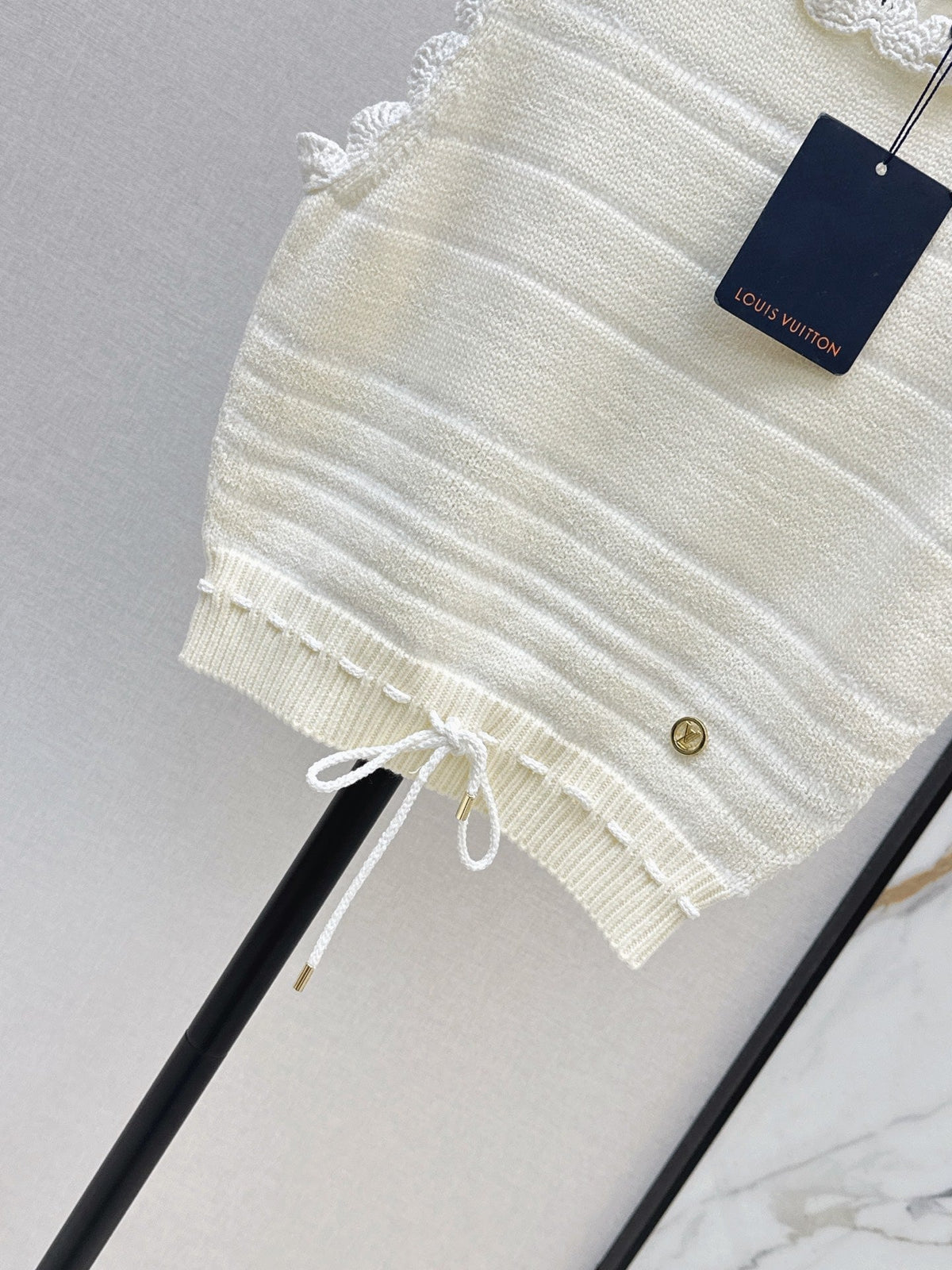 26FW New White Lace-Trim Knit Vest 🤍