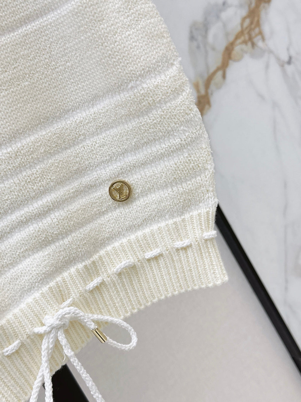 26FW New White Lace-Trim Knit Vest 🤍