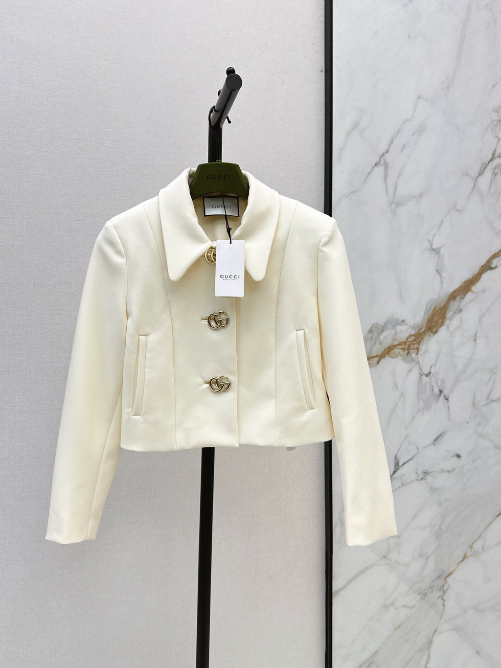 26FW NEW GG Metal-Buckle Collared Jacket 🤍