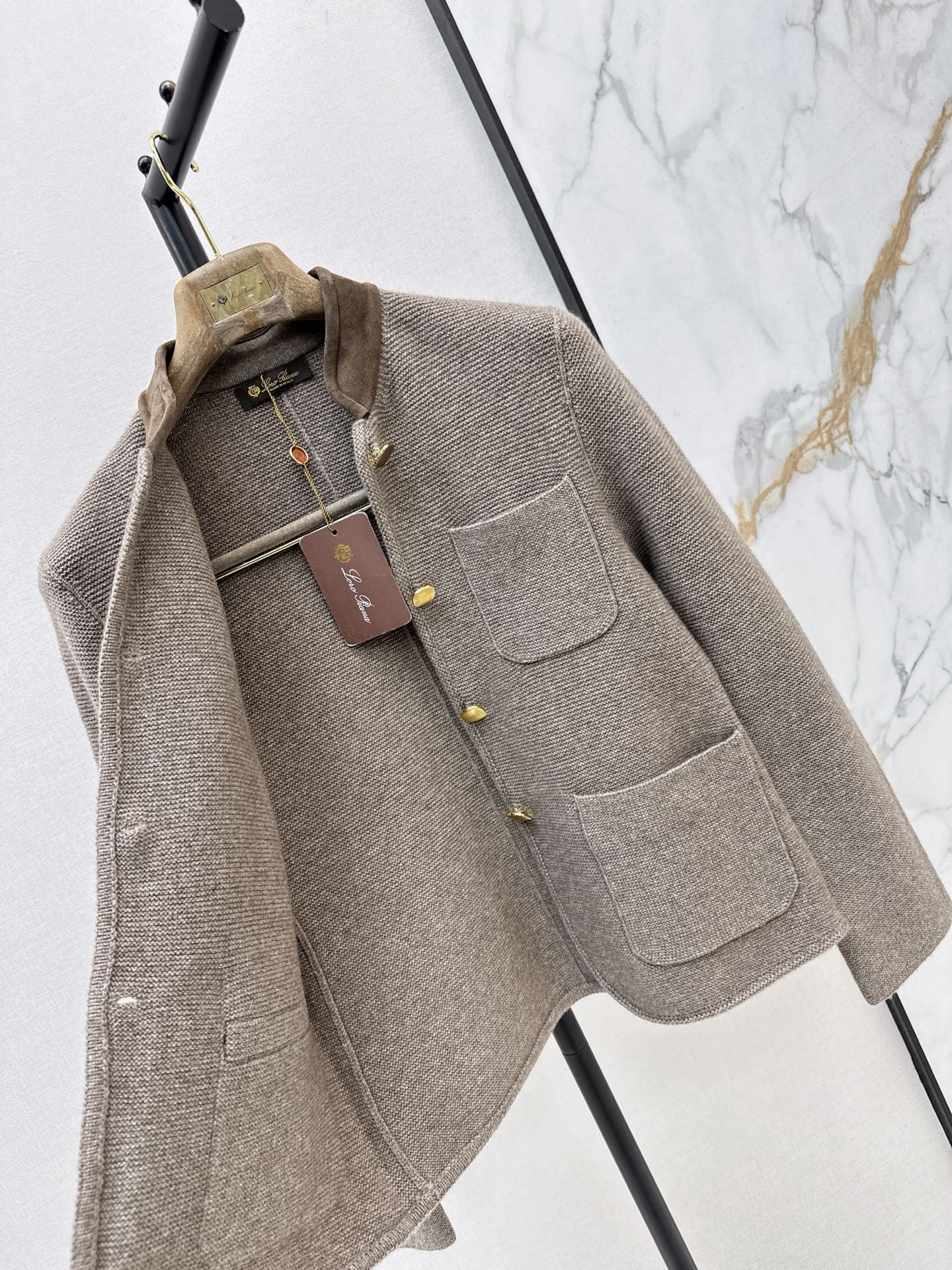🔥Highest Quality🔥26FW New: Custom-design knit jacket featuring a blend of cashmere and suede 🤎