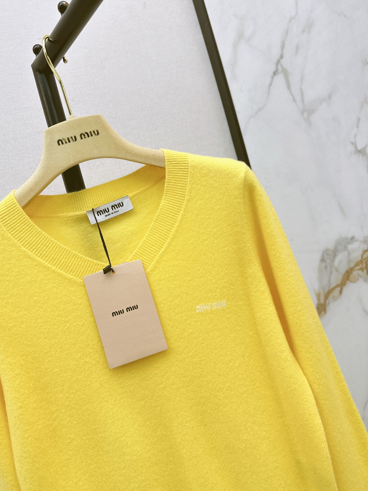 26FW New Loose-Fit Crewneck Sweater 💛