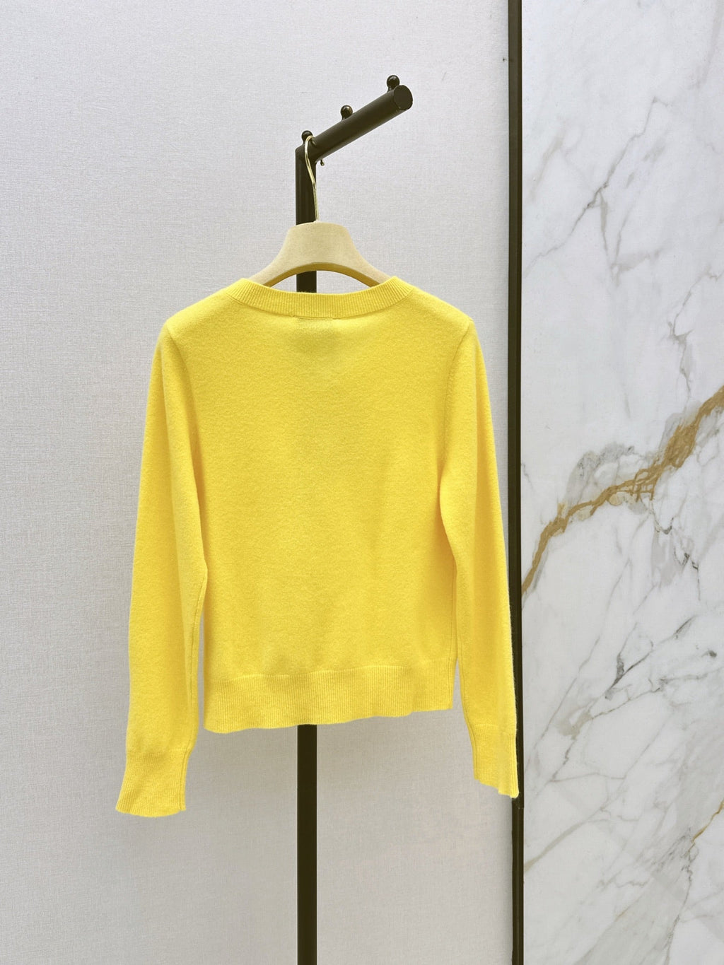 26FW New Loose-Fit Crewneck Sweater 💛