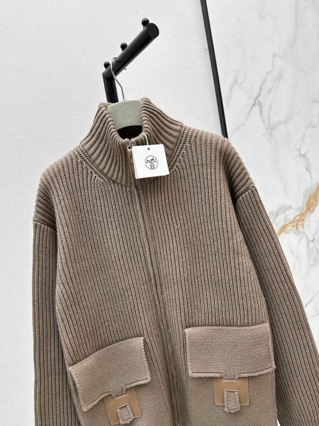 🔥Highest Quality🔥26FW New Classic Wool Knit Jacket with H-Pattern Pocket Detail 🖤